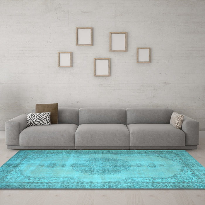 Machine Washable Abstract Light Blue Contemporary Rug in a Living Room, wshcon750lblu
