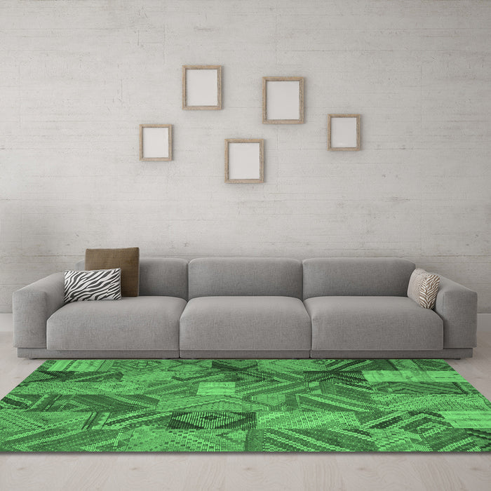 Machine Washable Abstract Emerald Green Contemporary Area Rugs in a Living Room,, wshcon752emgrn