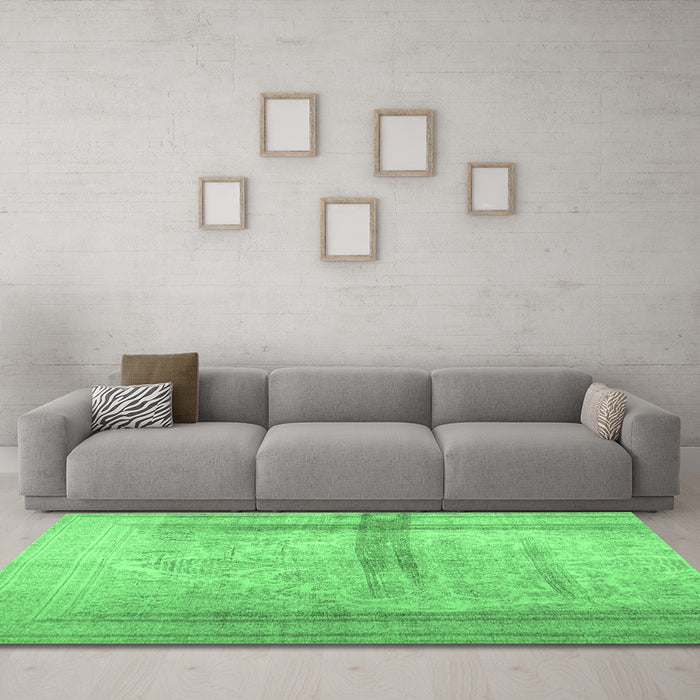 Machine Washable Abstract Emerald Green Contemporary Area Rugs in a Living Room,, wshcon760emgrn