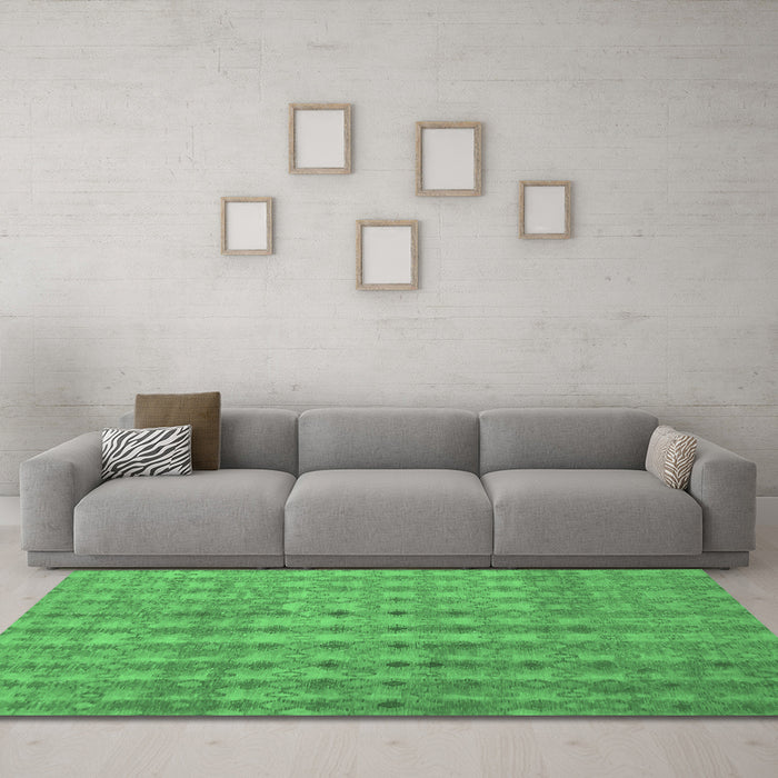 Machine Washable Abstract Emerald Green Contemporary Area Rugs in a Living Room,, wshcon761emgrn