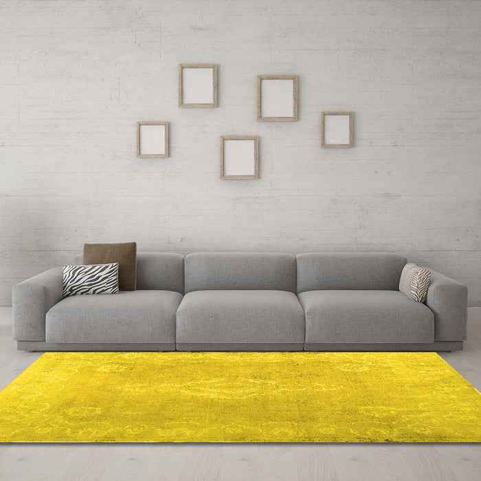 Machine Washable Abstract Yellow Contemporary Rug in a Living Room, wshcon764yw