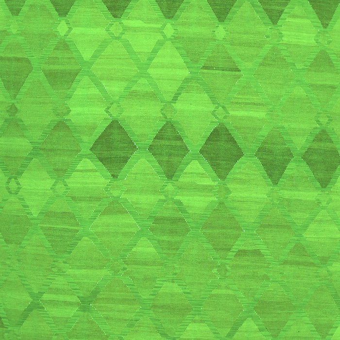 Serging Thickness of Machine Washable Southwestern Green Country Area Rugs, wshcon766grn