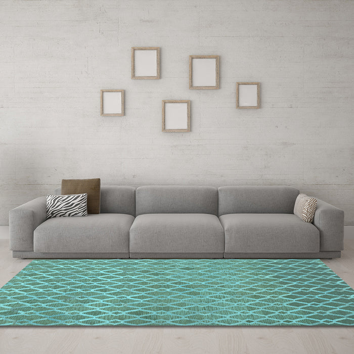 Machine Washable Abstract Light Blue Contemporary Rug in a Living Room, wshcon768lblu