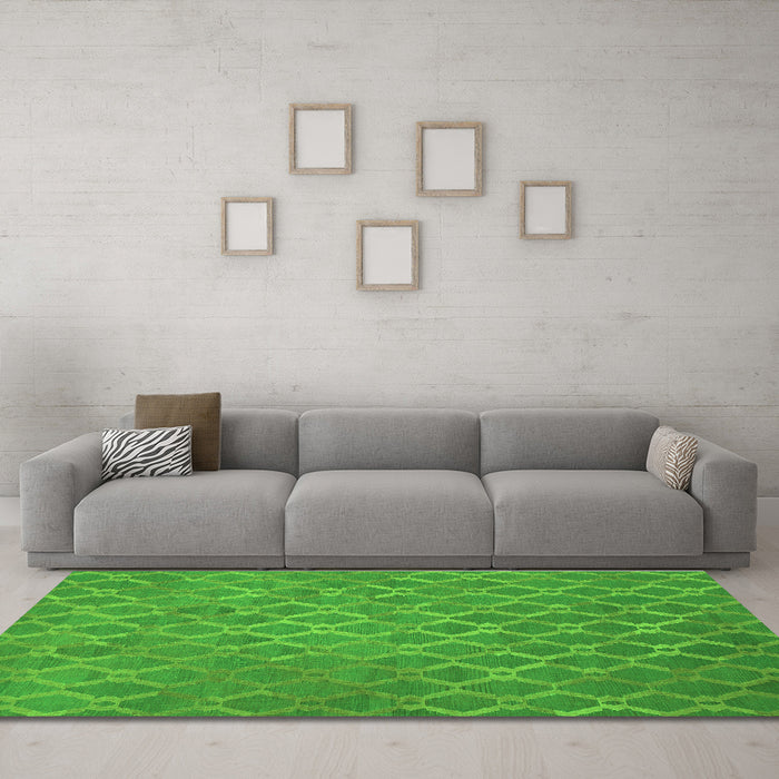 Machine Washable Abstract Green Contemporary Area Rugs in a Living Room,, wshcon769grn
