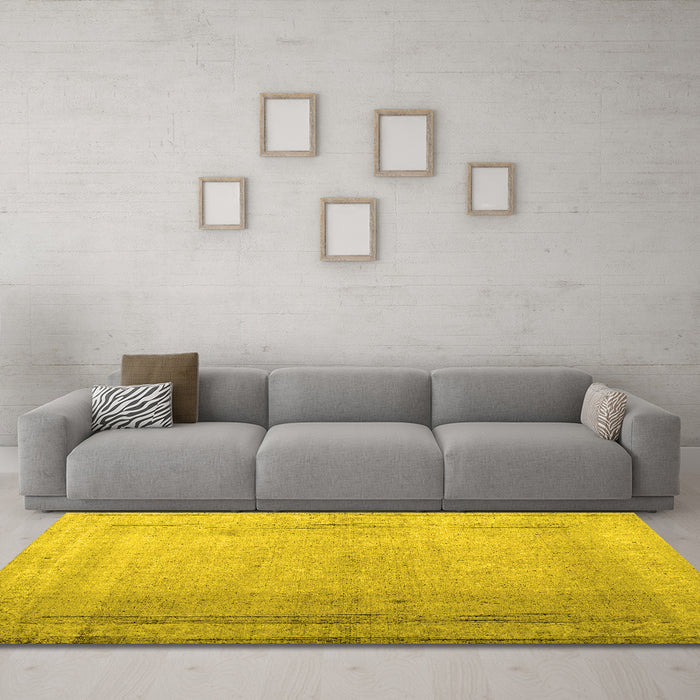 Machine Washable Abstract Yellow Contemporary Rug in a Living Room, wshcon772yw