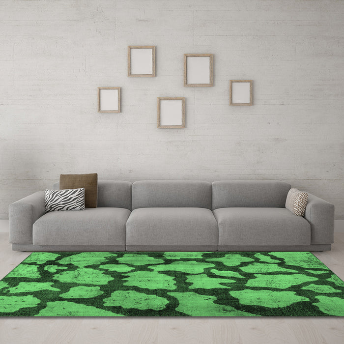 Machine Washable Persian Emerald Green Bohemian Area Rugs in a Living Room,, wshcon774emgrn