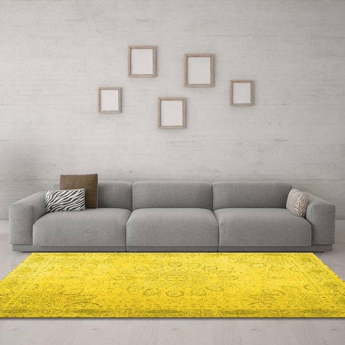 Machine Washable Abstract Yellow Contemporary Rug in a Living Room, wshcon775yw