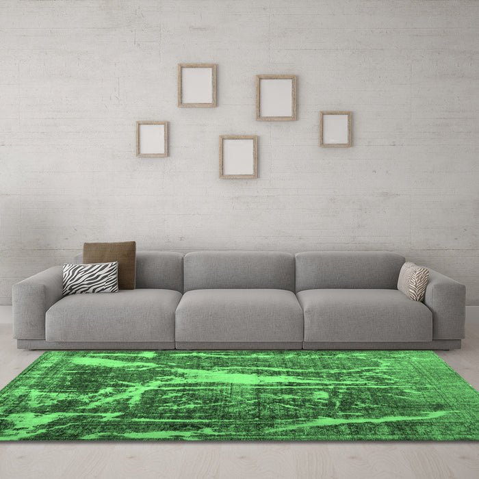 Machine Washable Abstract Emerald Green Contemporary Area Rugs in a Living Room,, wshcon778emgrn