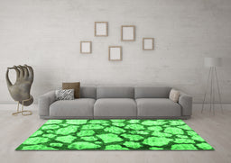 Machine Washable Abstract Green Contemporary Area Rugs in a Living Room,, wshcon779grn
