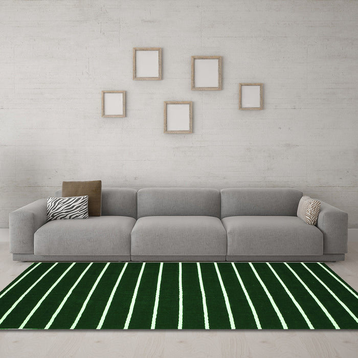 Machine Washable Abstract Green Contemporary Area Rugs in a Living Room,, wshcon77grn