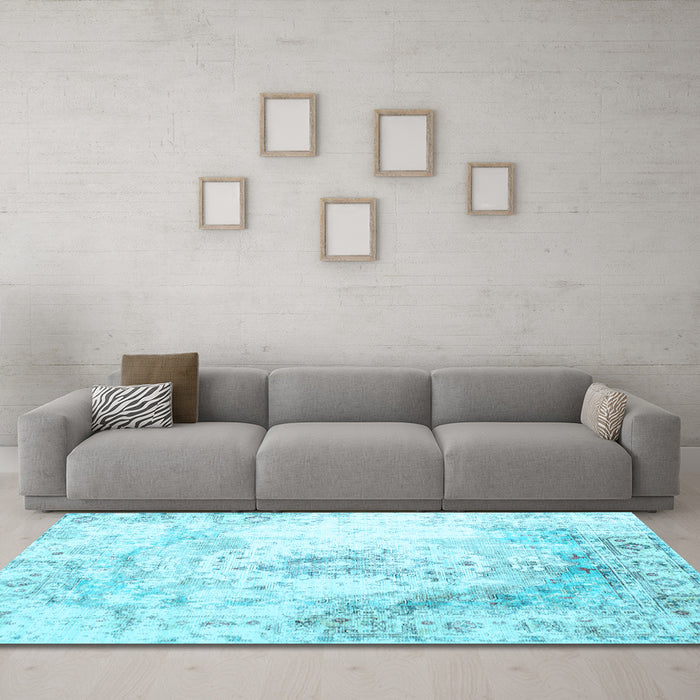 Machine Washable Abstract Light Blue Contemporary Rug in a Living Room, wshcon782lblu