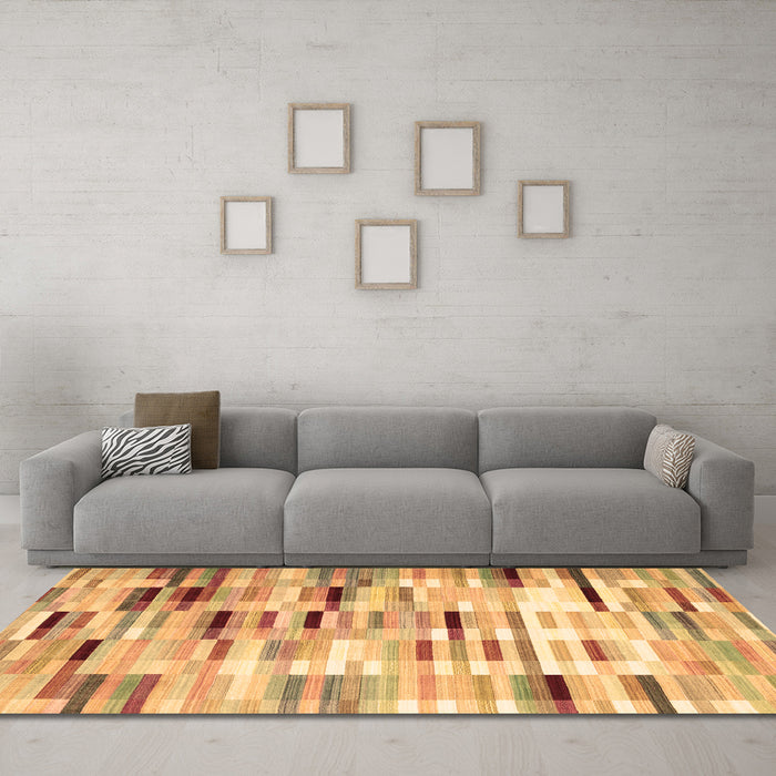Machine Washable Abstract Brown Contemporary Rug in a Living Room,, wshcon783brn