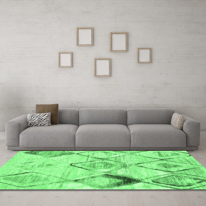 Machine Washable Abstract Emerald Green Contemporary Area Rugs in a Living Room,, wshcon784emgrn