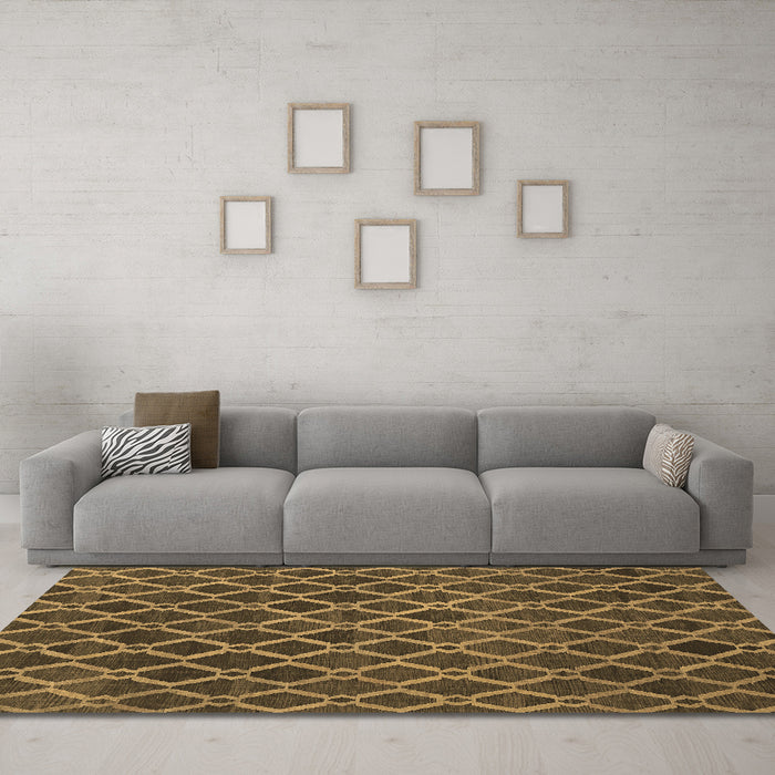 Machine Washable Abstract Brown Contemporary Rug in a Living Room,, wshcon787brn