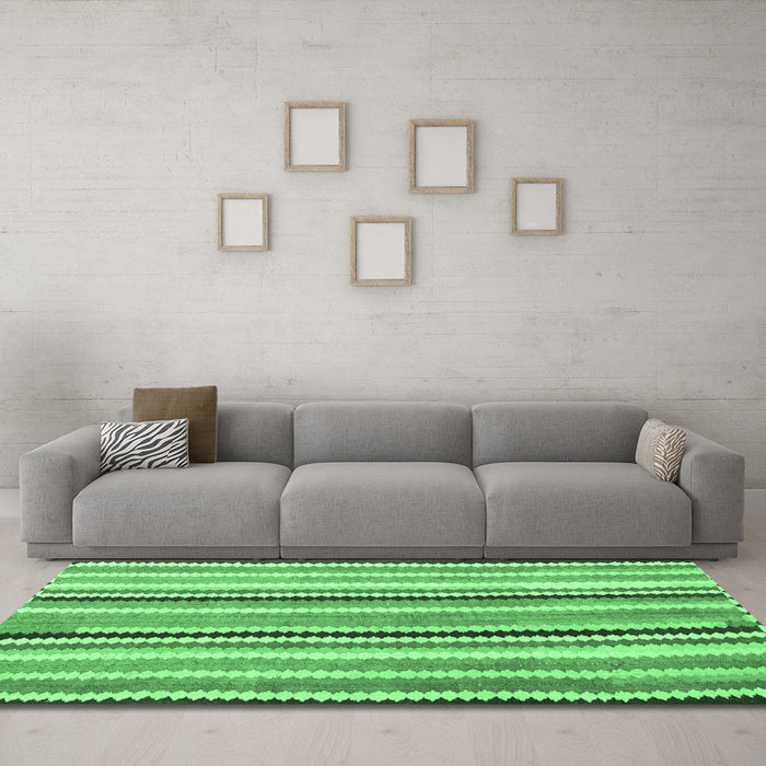 Machine Washable Southwestern Emerald Green Country Area Rugs in a Living Room,, wshcon794emgrn
