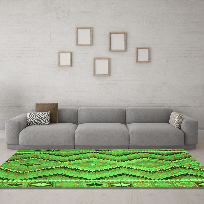 Machine Washable Southwestern Green Country Area Rugs in a Living Room,, wshcon799grn