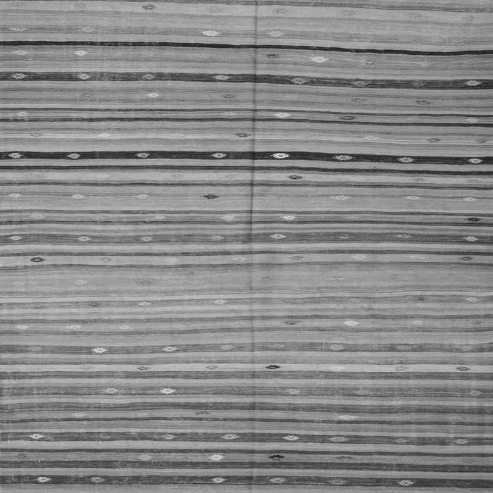 Serging Thickness of Southwestern Gray Country Rug, con800gry