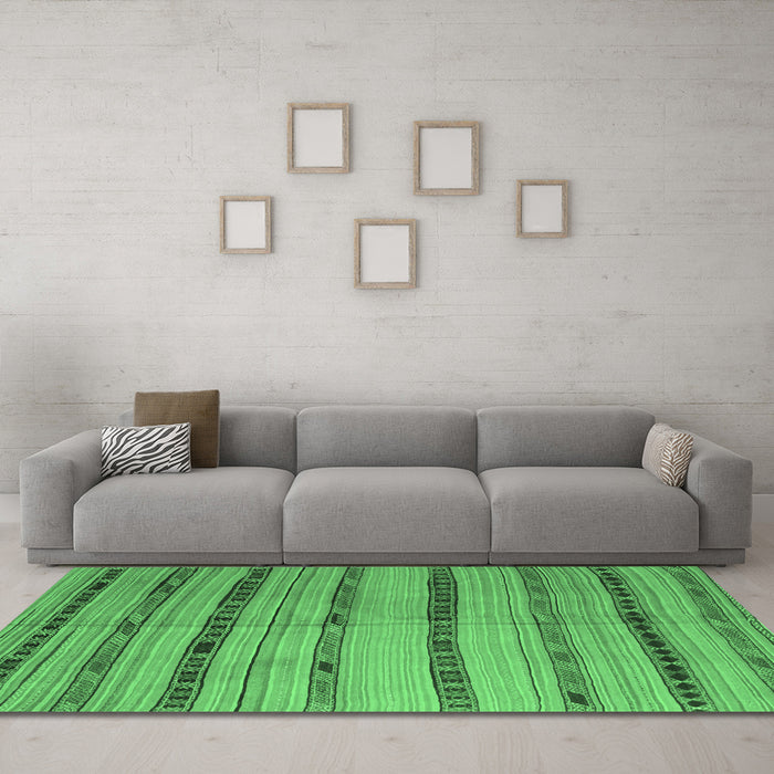 Machine Washable Southwestern Emerald Green Country Area Rugs in a Living Room,, wshcon802emgrn