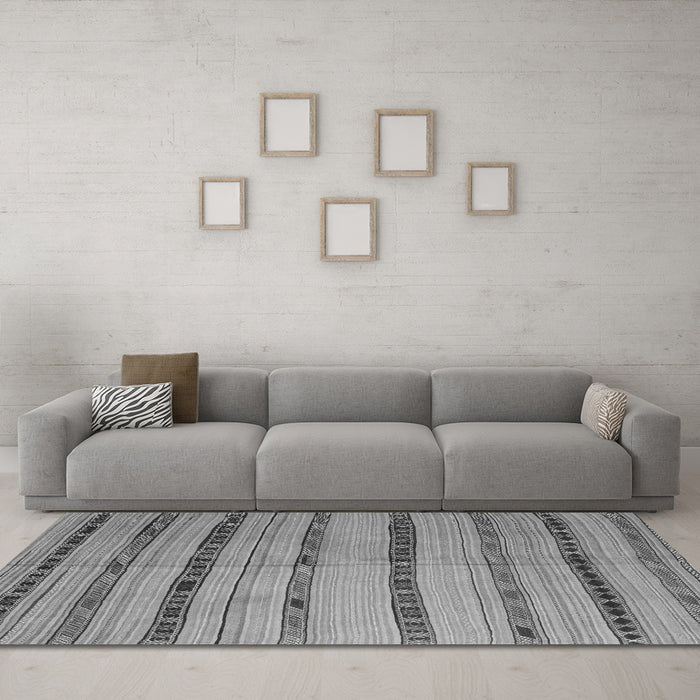 Machine Washable Southwestern Gray Country Rug in a Living Room,, wshcon802gry