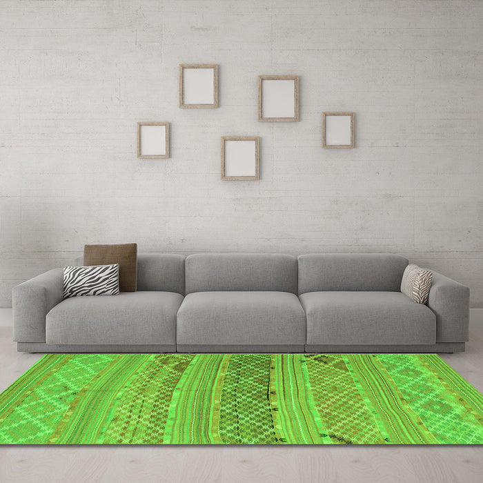 Machine Washable Southwestern Green Country Area Rugs in a Living Room,, wshcon803grn