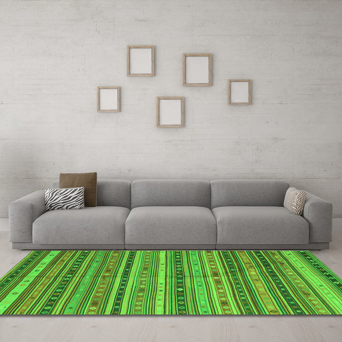 Machine Washable Southwestern Green Country Area Rugs in a Living Room,, wshcon804grn