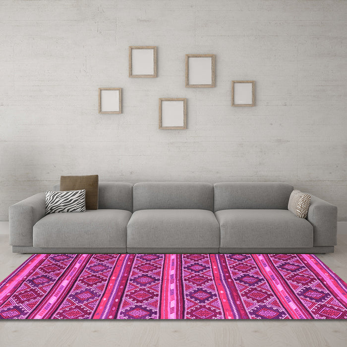 Machine Washable Oriental Pink Traditional Rug in a Living Room, wshcon807pnk
