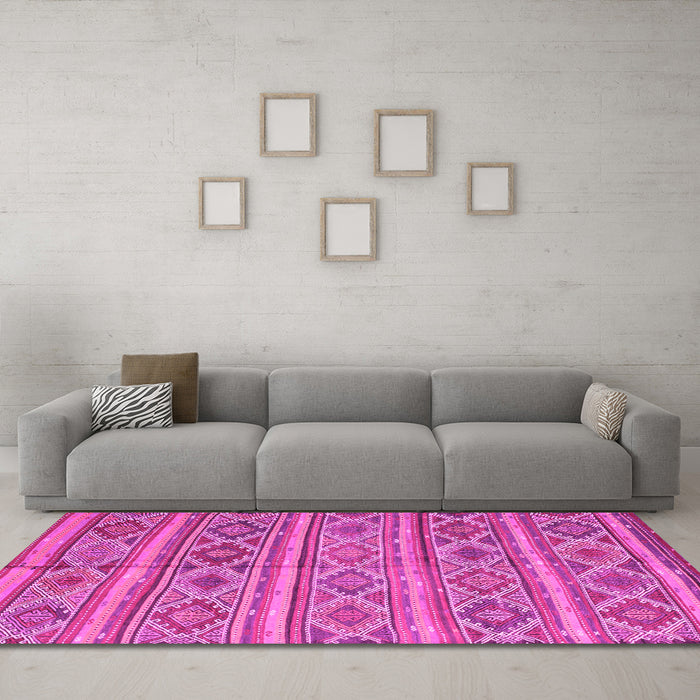 Machine Washable Oriental Pink Traditional Rug in a Living Room, wshcon808pnk