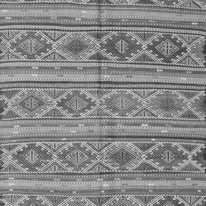 Serging Thickness of Machine Washable Oriental Gray Traditional Rug, wshcon808gry