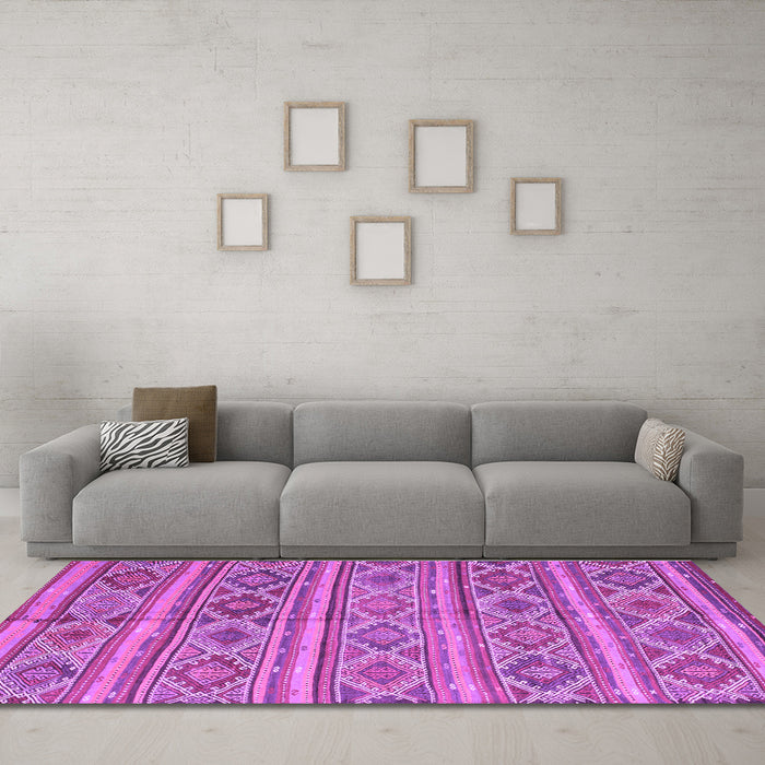 Machine Washable Oriental Purple Traditional Area Rugs in a Living Room, wshcon808pur