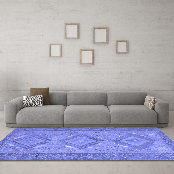 Machine Washable Oriental Blue Traditional Rug in a Living Room, wshcon809blu