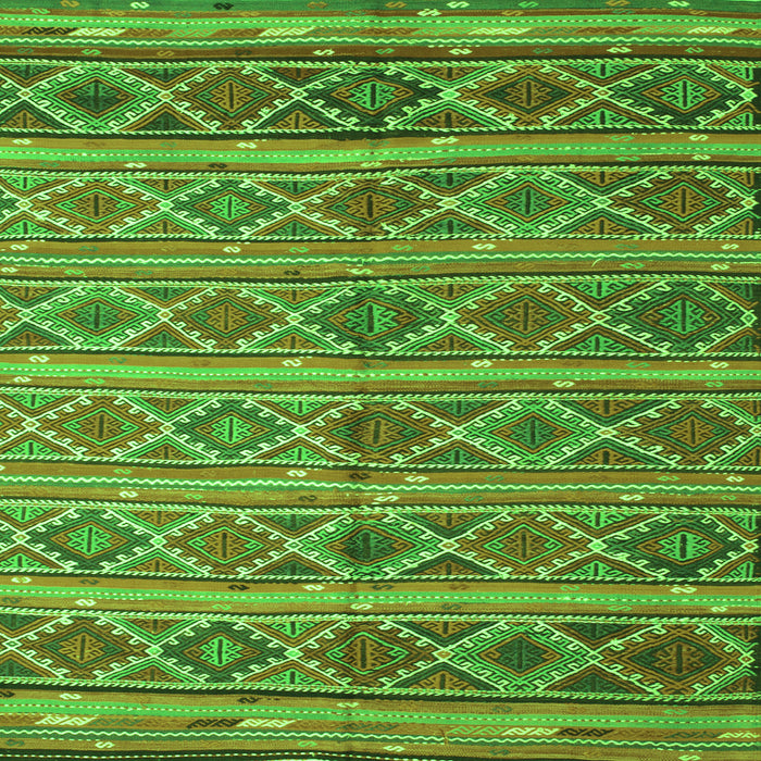 Round Machine Washable Oriental Green Traditional Area Rugs, wshcon810grn