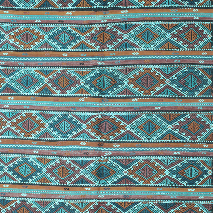 Machine Washable Oriental Light Blue Traditional Rug, wshcon810lblu