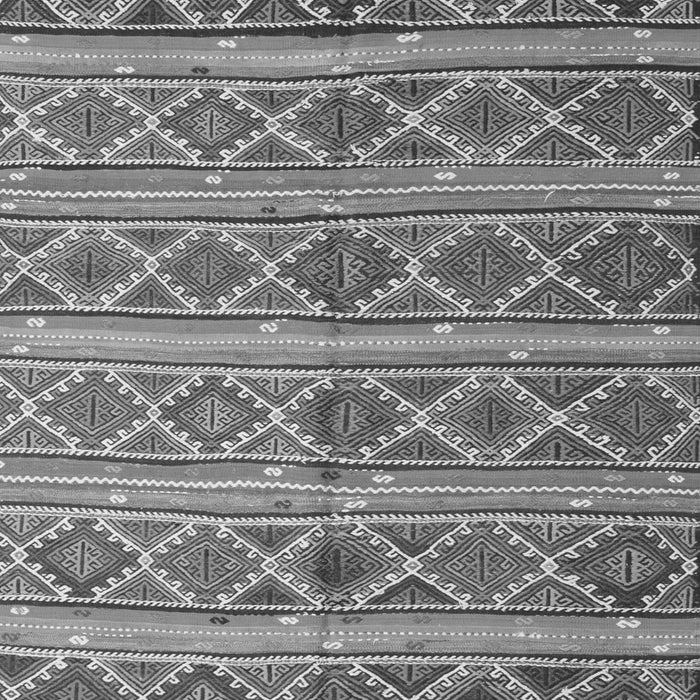 Serging Thickness of Machine Washable Oriental Gray Traditional Rug, wshcon810gry