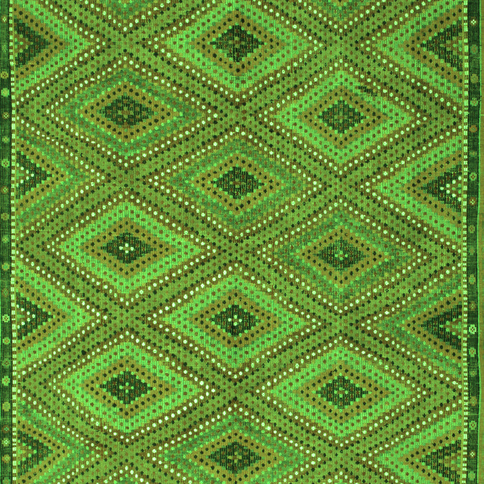 Serging Thickness of Machine Washable Oriental Green Traditional Area Rugs, wshcon811grn