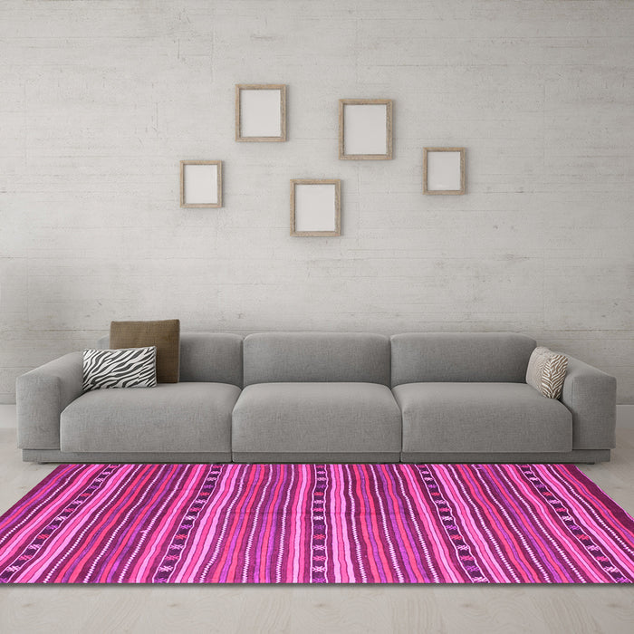 Machine Washable Oriental Pink Traditional Rug in a Living Room, wshcon818pnk