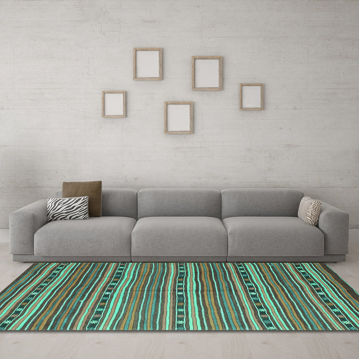 Machine Washable Oriental Turquoise Traditional Area Rugs in a Living Room,, wshcon818turq
