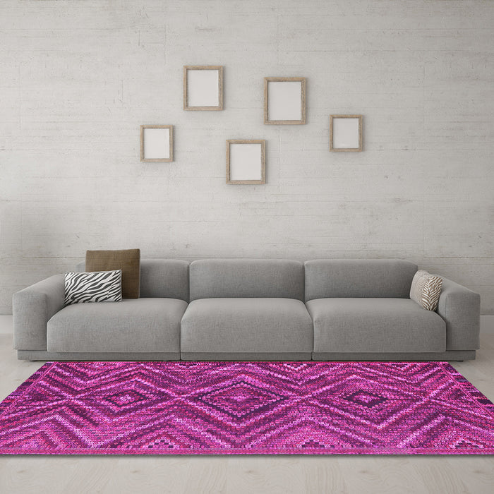 Machine Washable Oriental Pink Traditional Rug in a Living Room, wshcon820pnk
