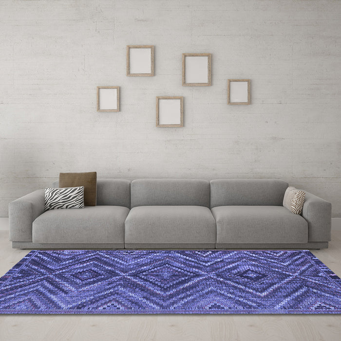 Machine Washable Oriental Blue Traditional Rug in a Living Room, wshcon820blu