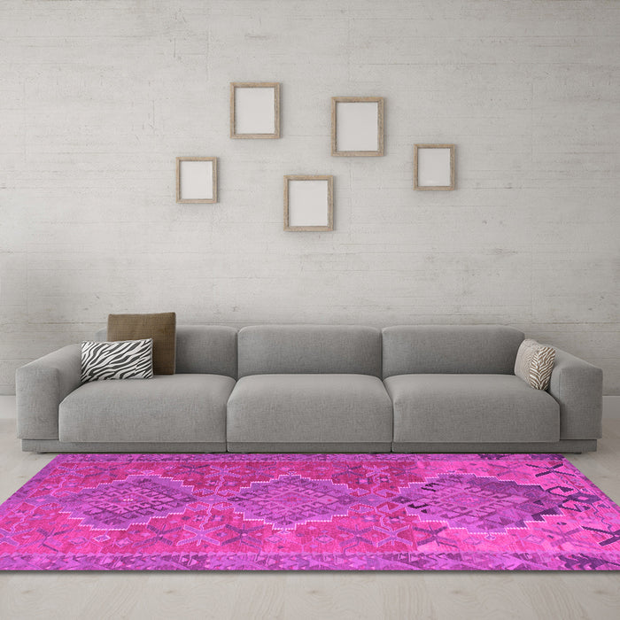 Machine Washable Oriental Pink Traditional Rug in a Living Room, wshcon821pnk