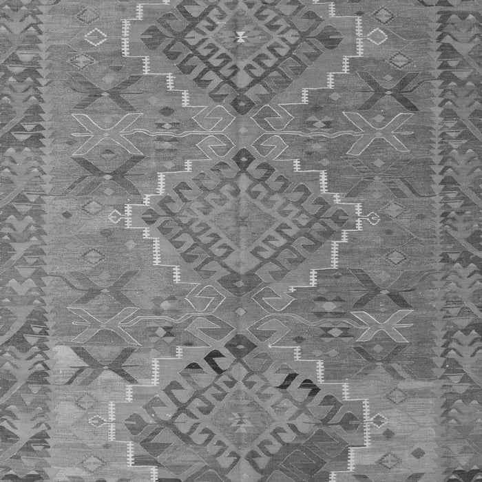 Serging Thickness of Machine Washable Oriental Gray Traditional Rug, wshcon821gry