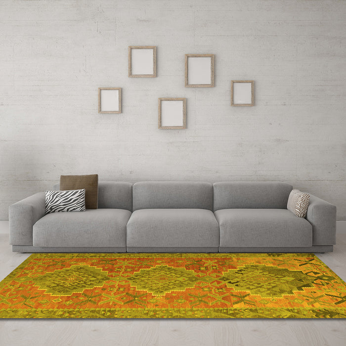 Machine Washable Oriental Yellow Traditional Rug in a Living Room, wshcon821yw