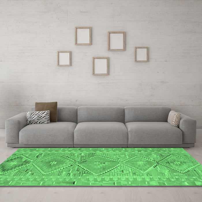 Machine Washable Southwestern Emerald Green Country Area Rugs in a Living Room,, wshcon823emgrn