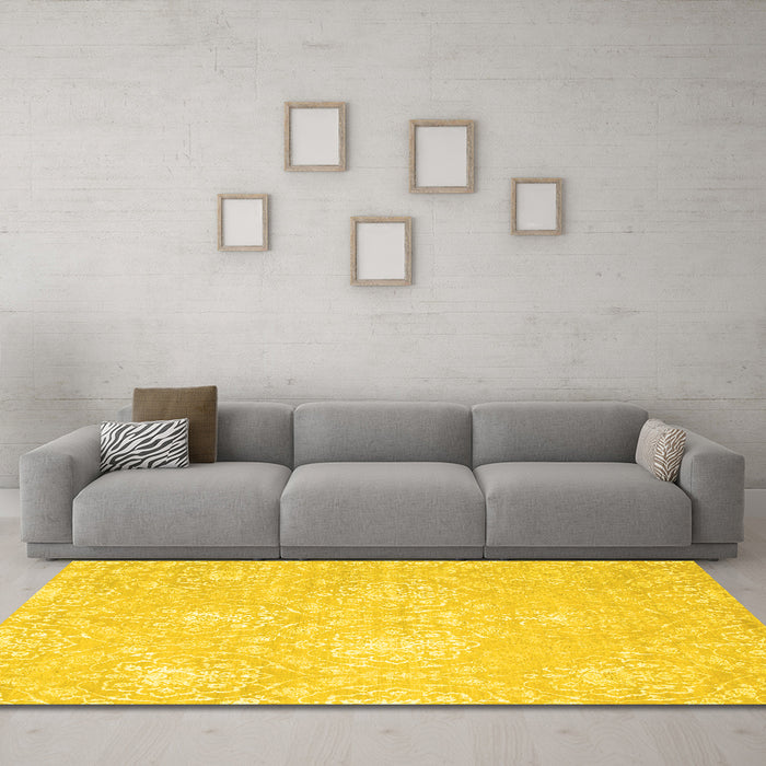 Machine Washable Abstract Yellow Contemporary Rug in a Living Room, wshcon825yw