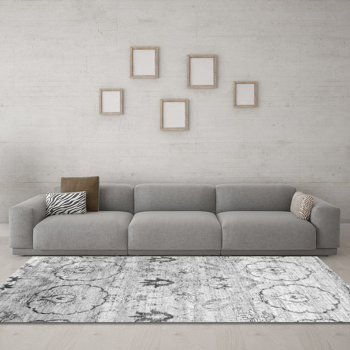 Machine Washable Abstract Gray Contemporary Rug in a Living Room,, wshcon833gry