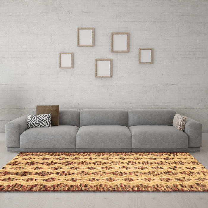 Machine Washable Abstract Brown Contemporary Rug in a Living Room,, wshcon835brn