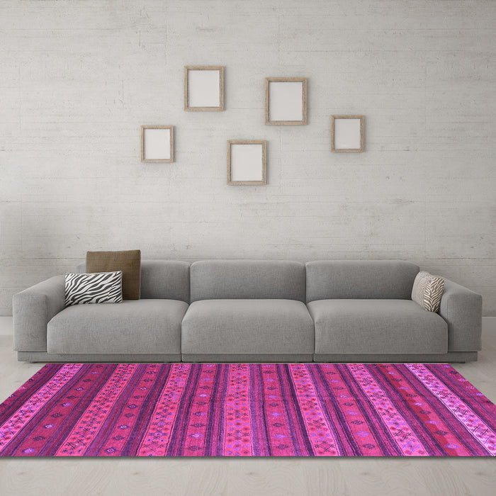 Machine Washable Oriental Purple Traditional Area Rugs in a Living Room, wshcon839pur