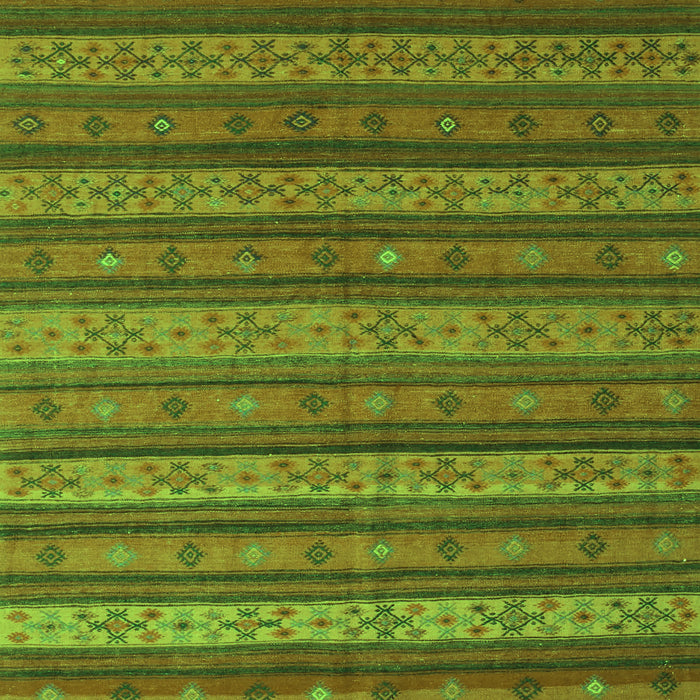 Serging Thickness of Machine Washable Oriental Green Traditional Area Rugs, wshcon839grn