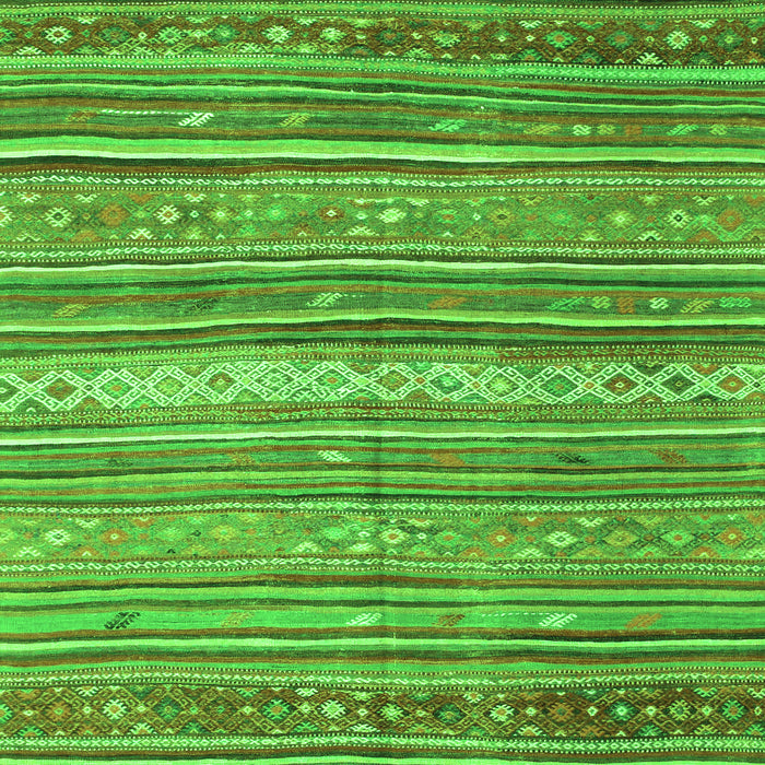 Serging Thickness of Machine Washable Southwestern Green Country Area Rugs, wshcon840grn