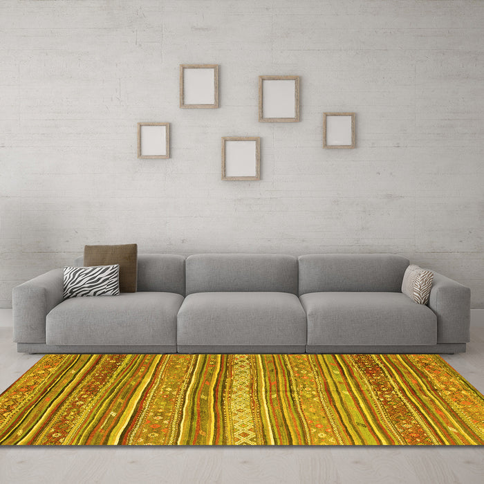 Machine Washable Southwestern Yellow Country Rug in a Living Room, wshcon840yw