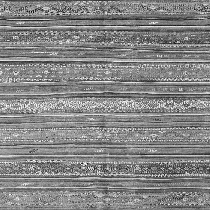 Serging Thickness of Southwestern Gray Country Rug, con840gry